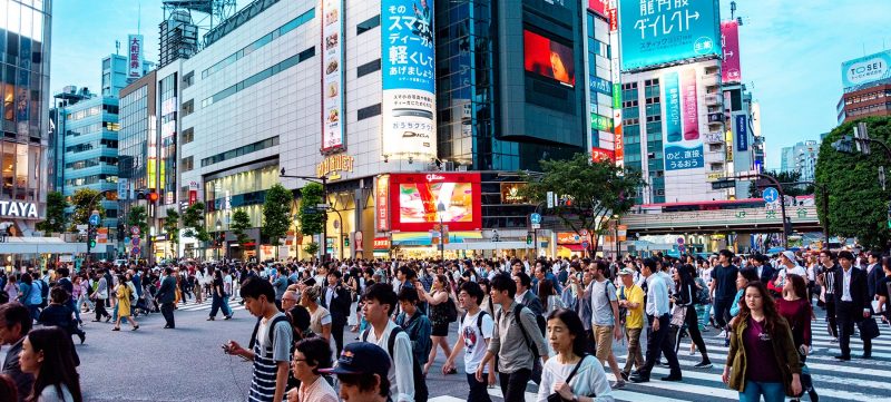 formel 1 japan - masser af fodængere