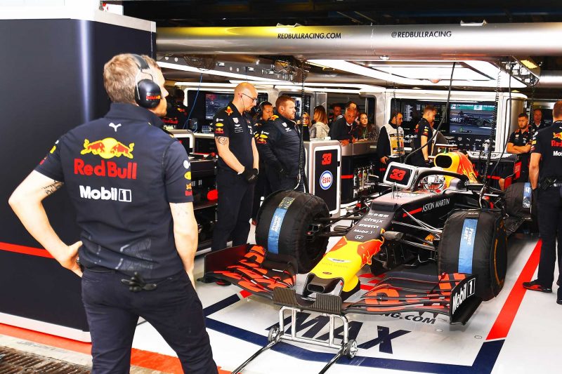 formel 1 monza - redbull garage med team