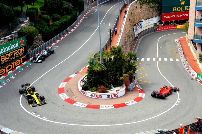 monaco grand prix - skarpt sving på banen