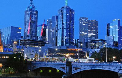 australsk tidszone - udsigt over by om natten