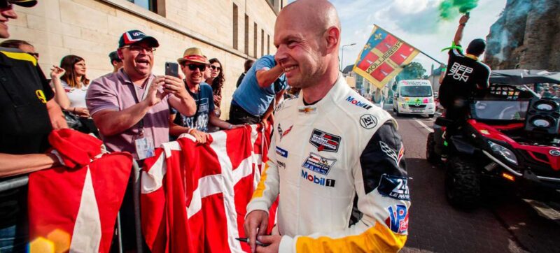 Le Mans rejser - jan magnussen til kørerparade