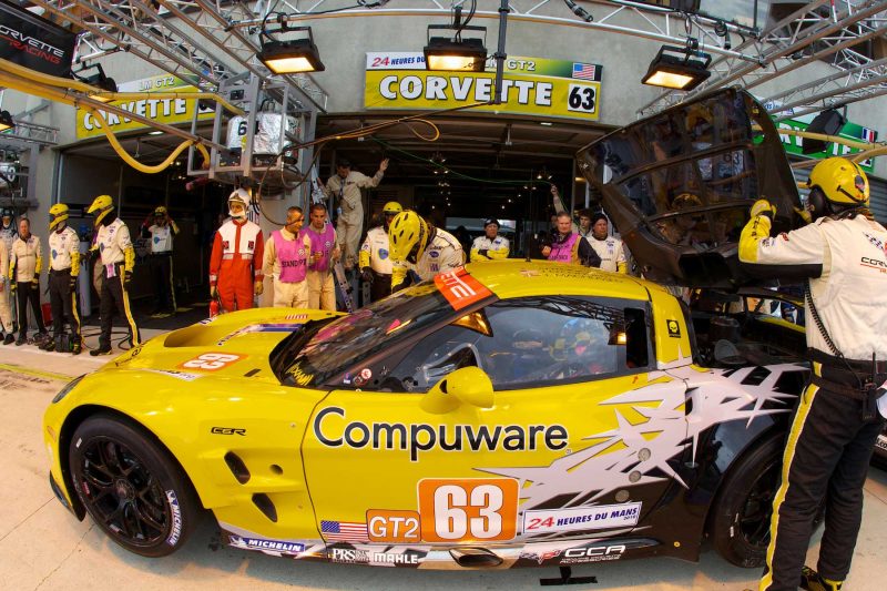 le mans - corvettes garage