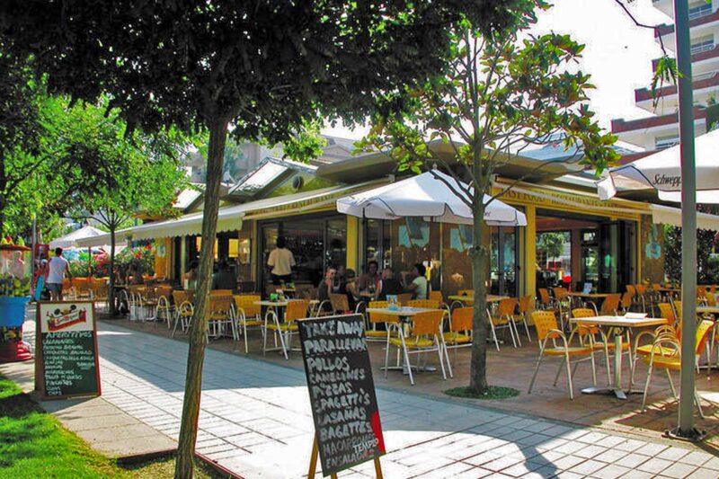 formel 1 spanien - by liv med cafeer og restauranter