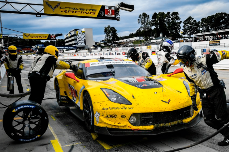 Sebring pitstop