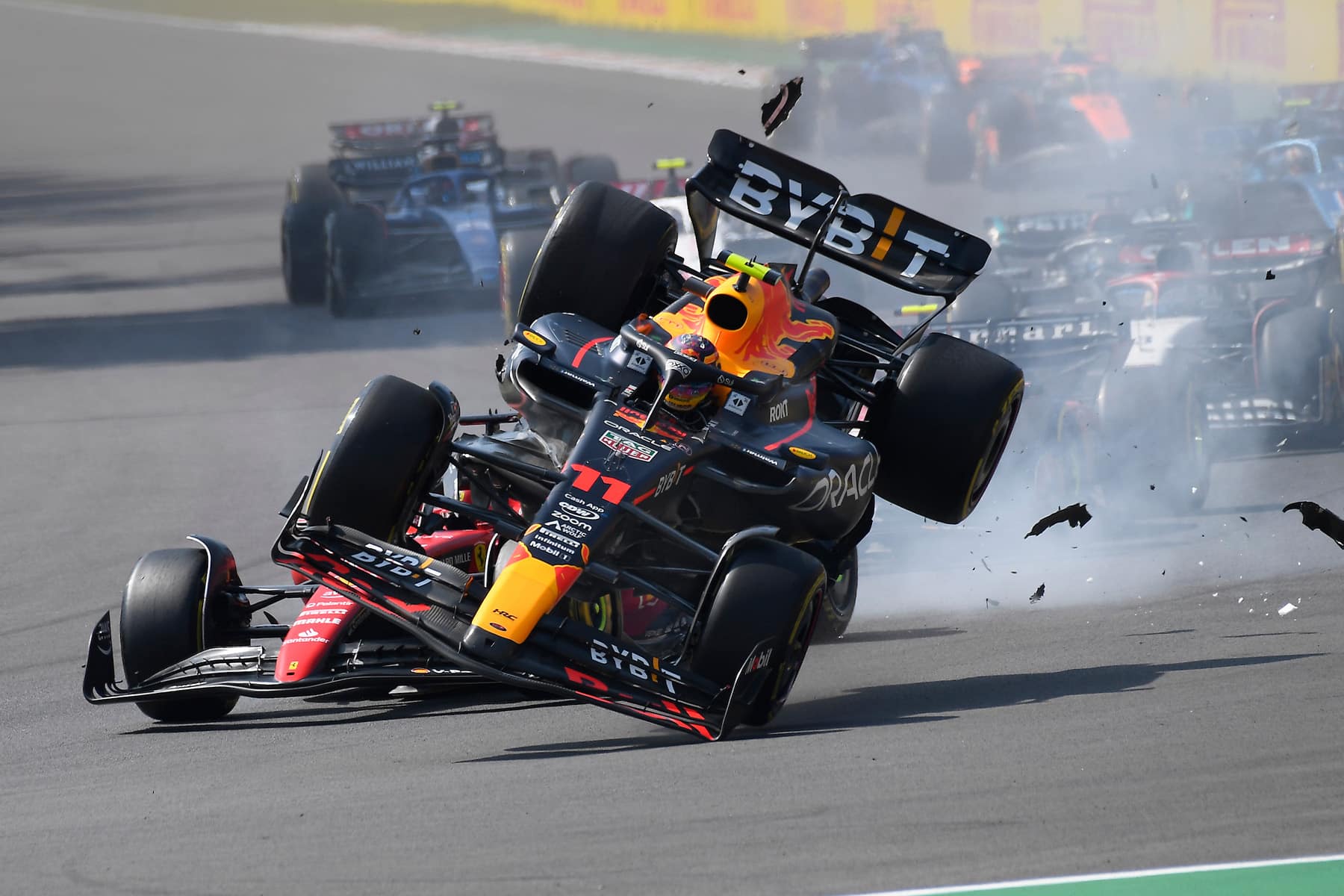 Ny sejr til Max; Stort crash for K-Mag - Grand Prix Tours